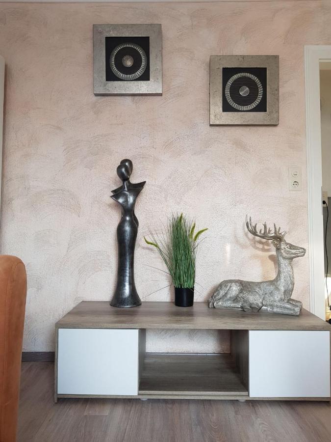 Ankerplatz Apartment Neufolstenhausen Luaran gambar
